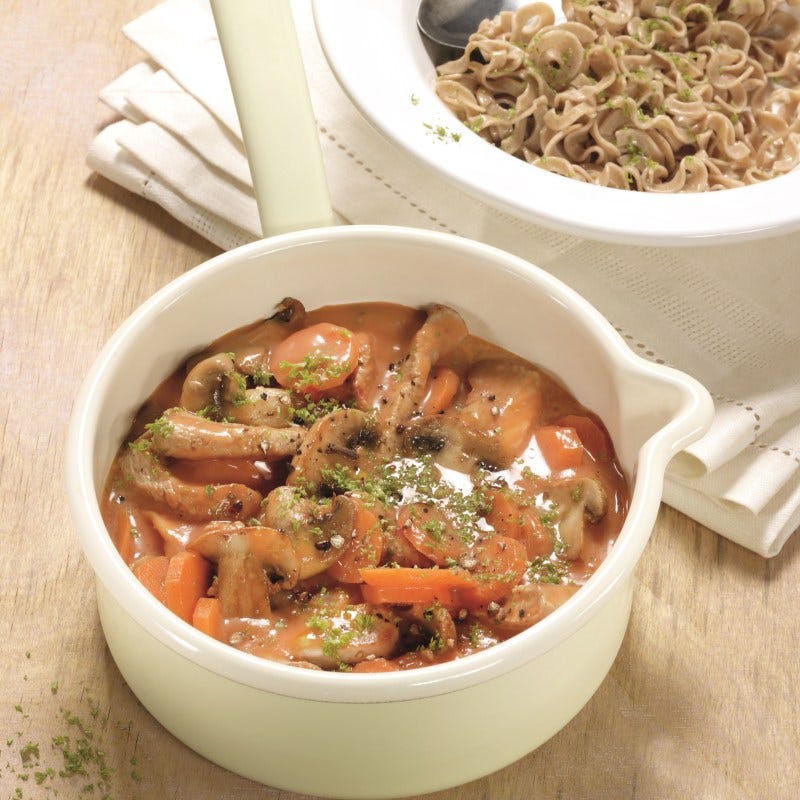 Photo de Pâtes complètes et sauce à la dinde et aux champignons prise par WW
