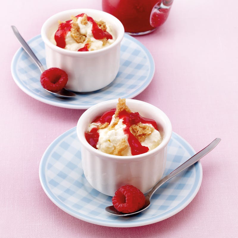 Photo de Parfait à la noix de coco sauce framboise prise par WW