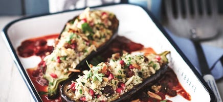 Aubergines farcies et couscous