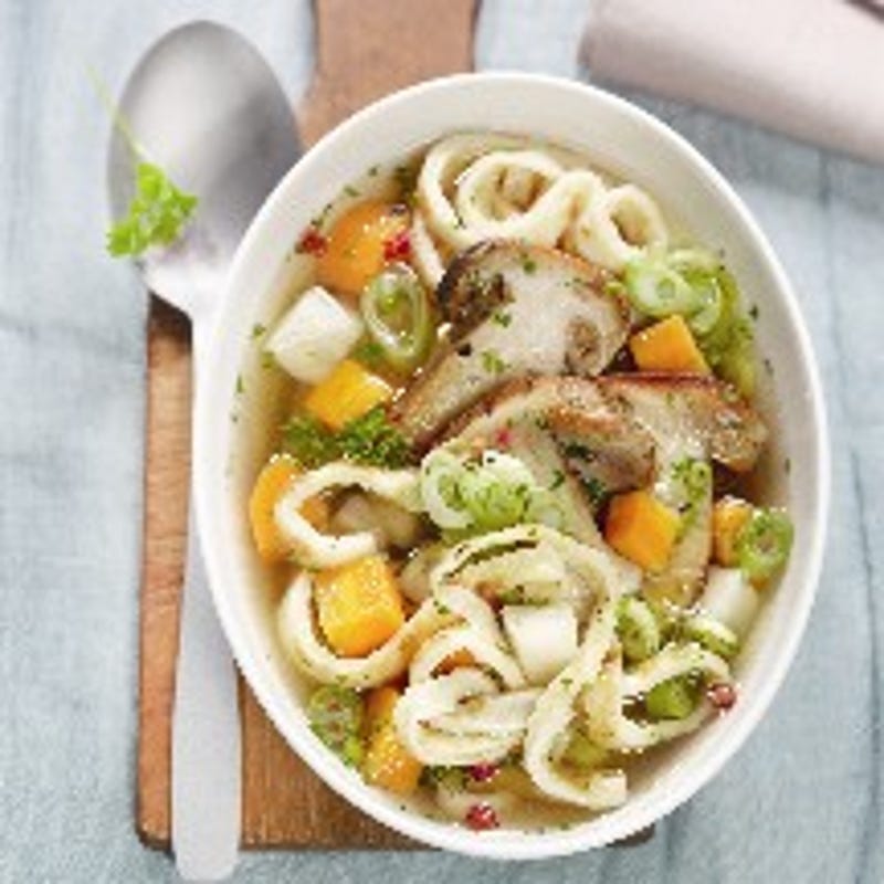 Photo de Soupe de légumes et cèpes avec tagliatelles de crêpes prise par WW