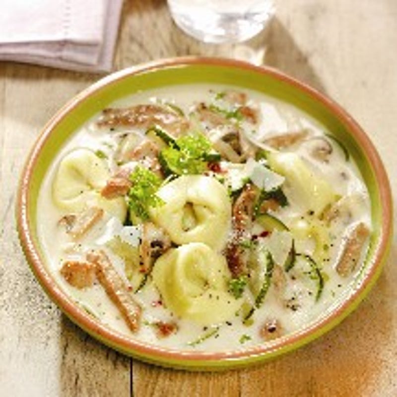 Photo de Soupe aux tortellini et aux lanières de porc prise par WW
