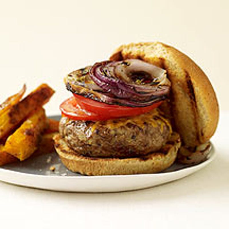 Foto van Cheeseburger met gebakken ui door WW