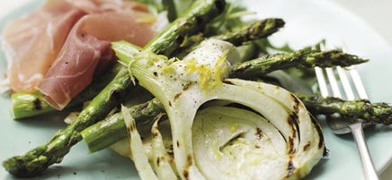 Venkel-aspergesalade met parmaham