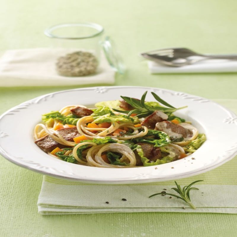 Photo de Pâtes, sauce à l’agneau et au chou vert prise par WW