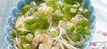 Soupe aux nouilles et aux scampi
