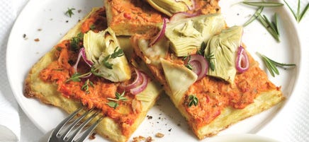 Pizza de pommes de terre au thon et aux artichauts