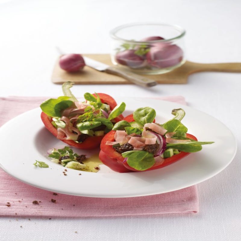 Foto van Gevulde paprika met broodsalade door WW