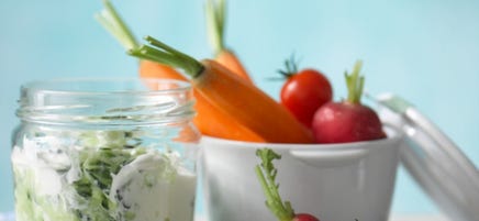 Tzatziki met snackgroente