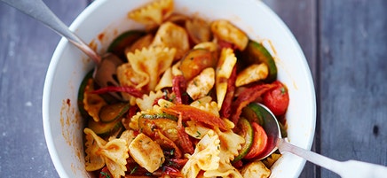 Salade chaude de pâtes au poulet
