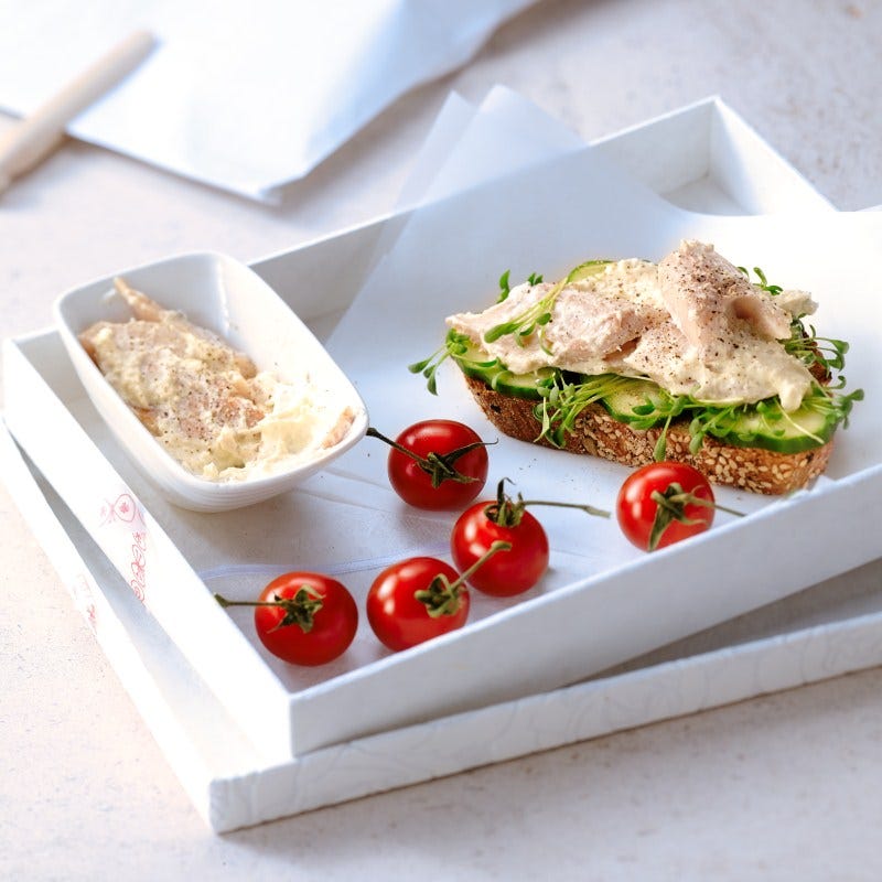 Foto van Broodje gerookte forel & komkommer door WW