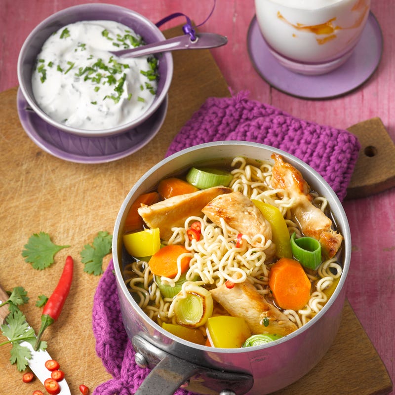 Foto van Pittige kip met mie door WW