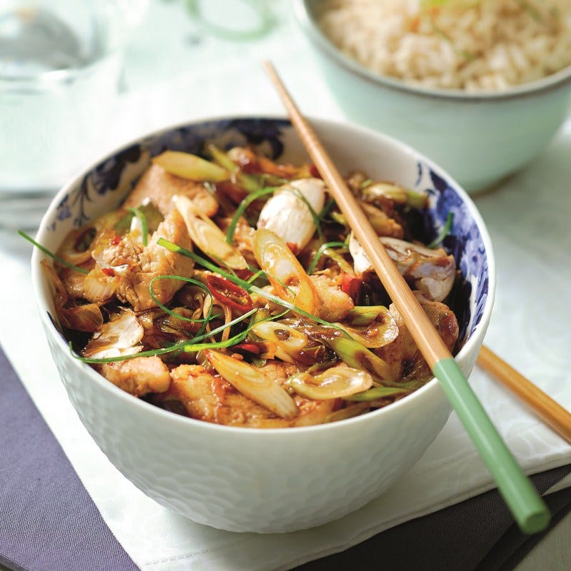 Photo de Wok de poulet accompagné de riz prise par WW