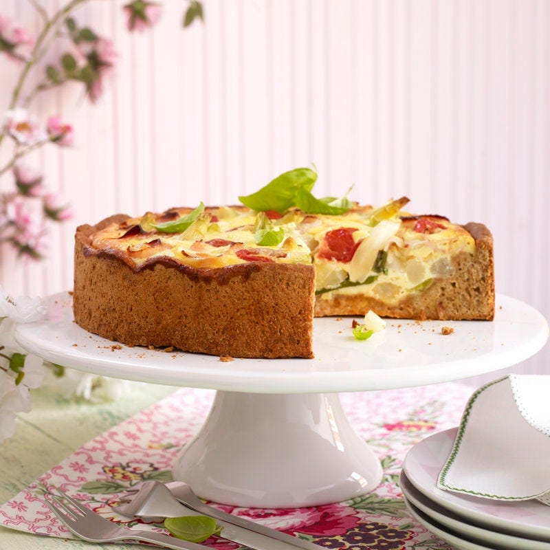 Foto van Aspergequiche met gerookte kalkoenfilet door WW