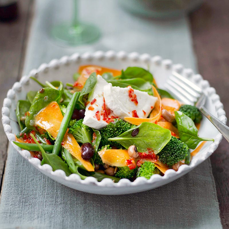 Photo of Winter salad with goat’s cheese and honey by WW