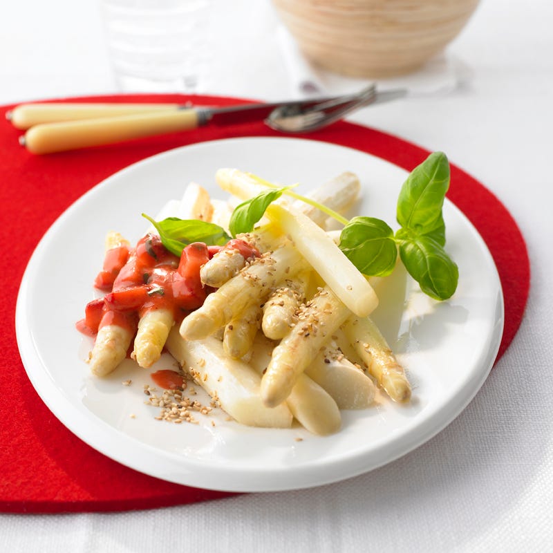 Foto Sesamspargel mit Erdbeervinaigrette von WW