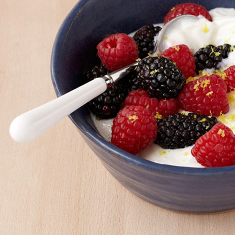 Photo of Greek yogurt & berries by WW