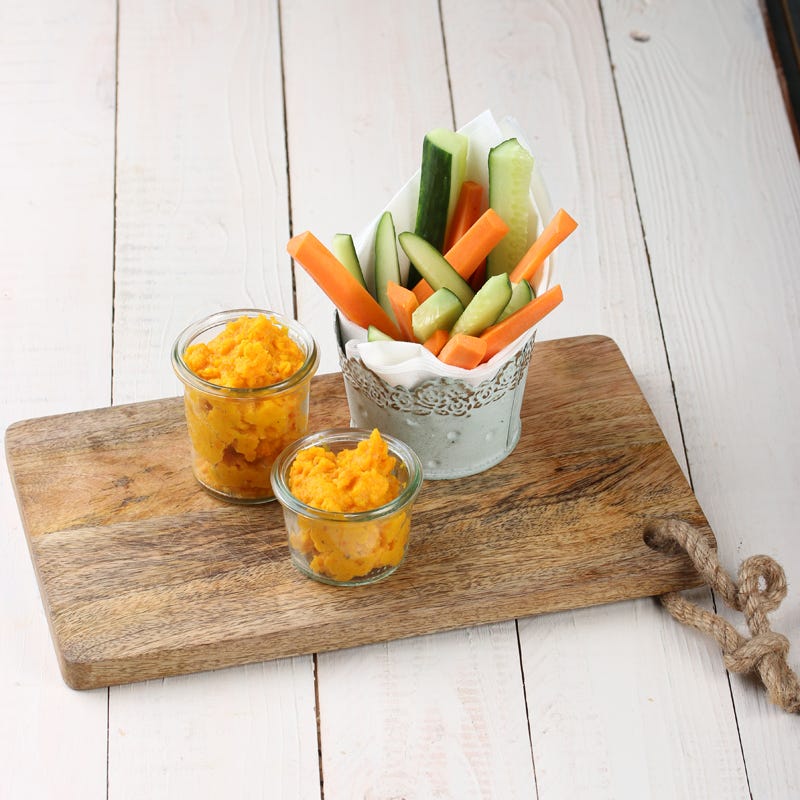 Foto Cremiger Kürbisdip mit Gemüsesticks von WW