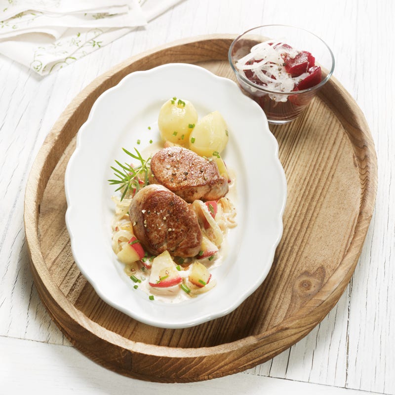 Foto Schweinemedaillons mit Apfel-Zwiebel-Sauce von WW