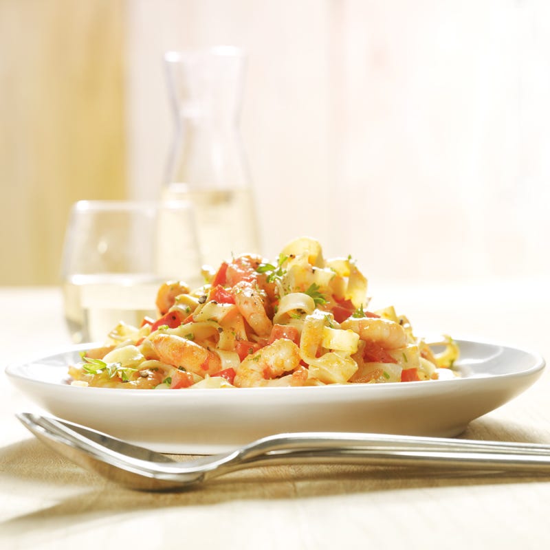 Foto Bandnudeln mit scharfer Paprika-Garnelen-Sauce von WW