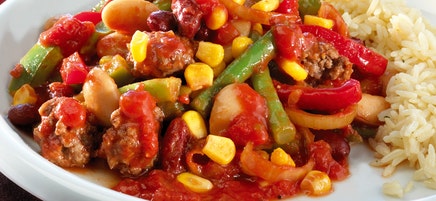 Mexikanische Tatarpfanne mit Reis