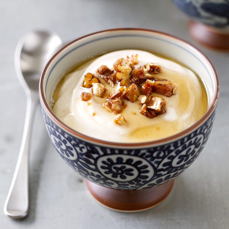 Foto Joghurt mit karamellisierten Pekannüssen von WW