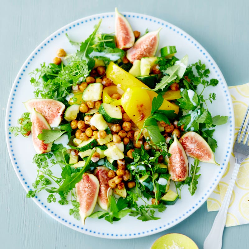 Wildkräutersalat mit Knusper-Kichererbsen