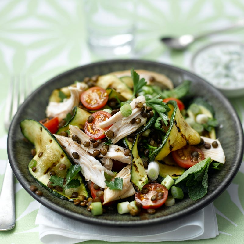 Foto Geflügelsalat mit Zucchini und Linsen von WW