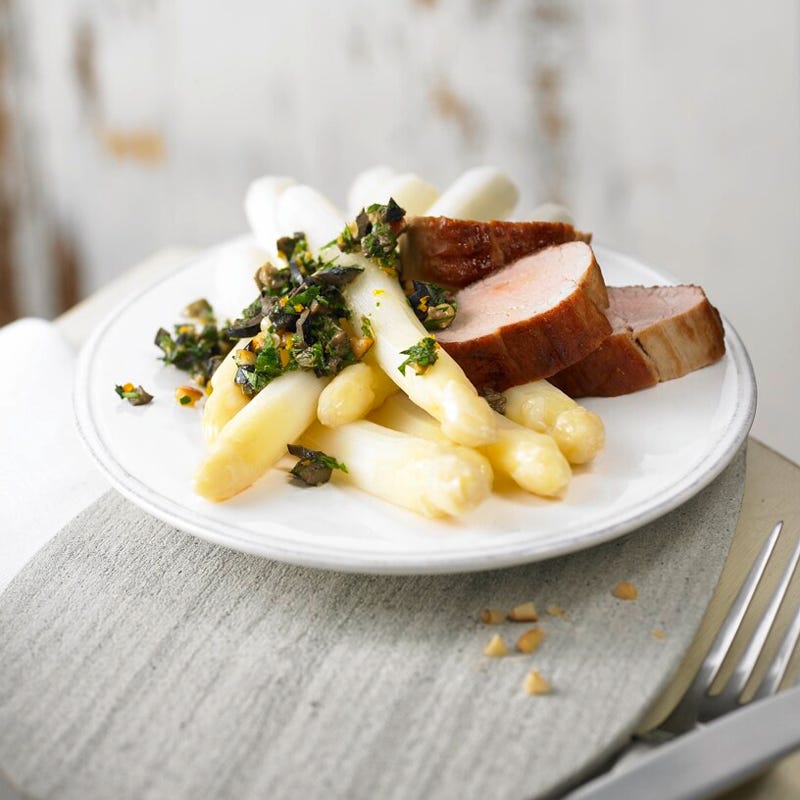 Foto Weißer Spargel mit Oliven-Orangen-Gremolata von WW