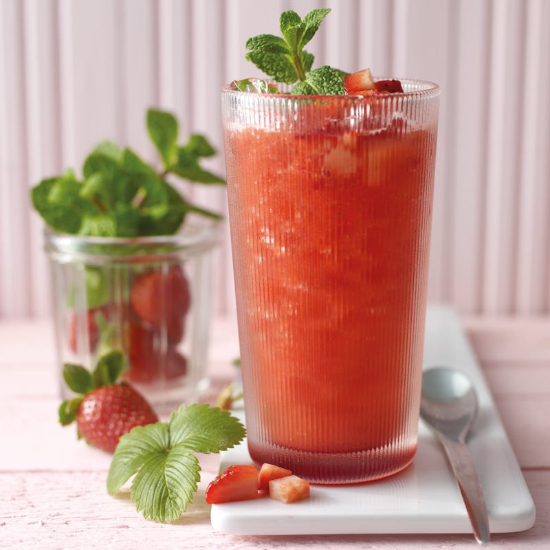 Erdbeerlimonade mit Minze