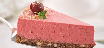 Frischkäsetorte mit Kirschen