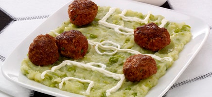 Frikadellen mit Fußballpüree