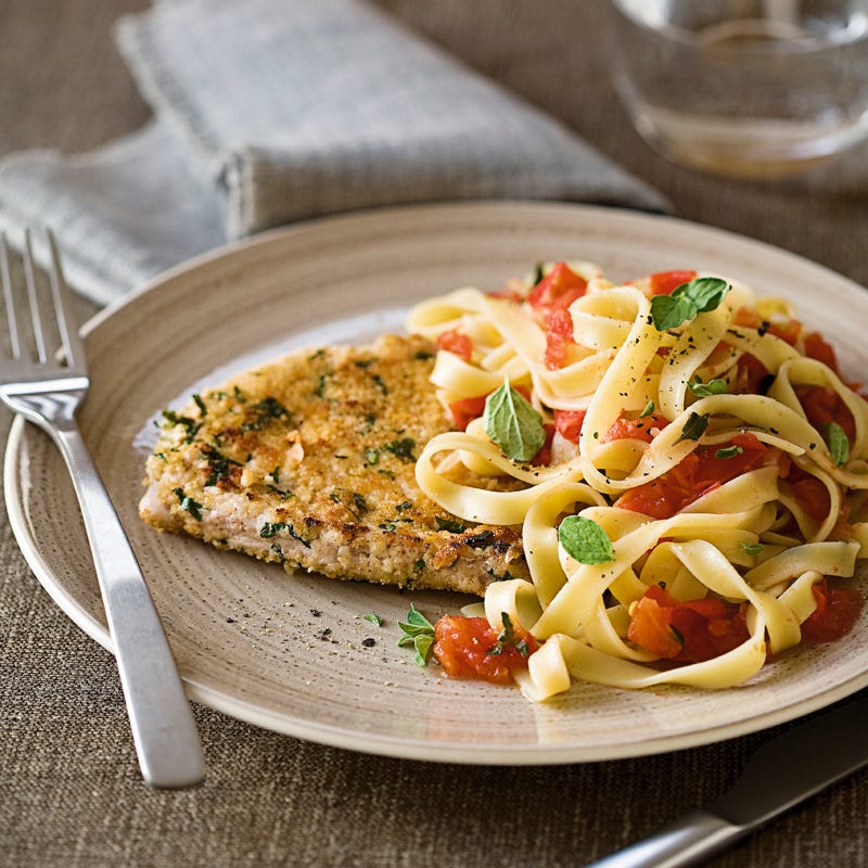 Foto Schweinelendensteak mit Tagliatelle und Tomatensauce von WW