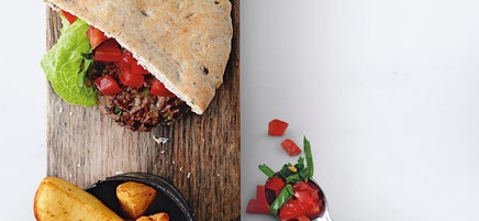 Barbecue-Burger mit Tomaten-Salsa