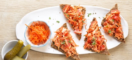 Tomaten-Karotten-Brot