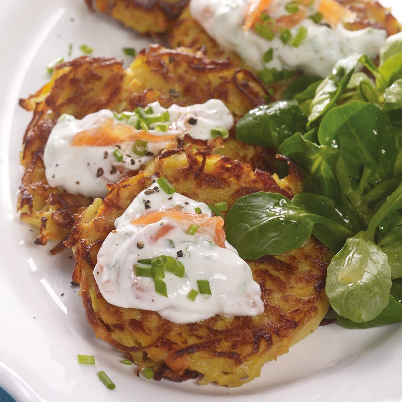 Kartoffelpuffer mit Lachs-Schnittlauch-Creme