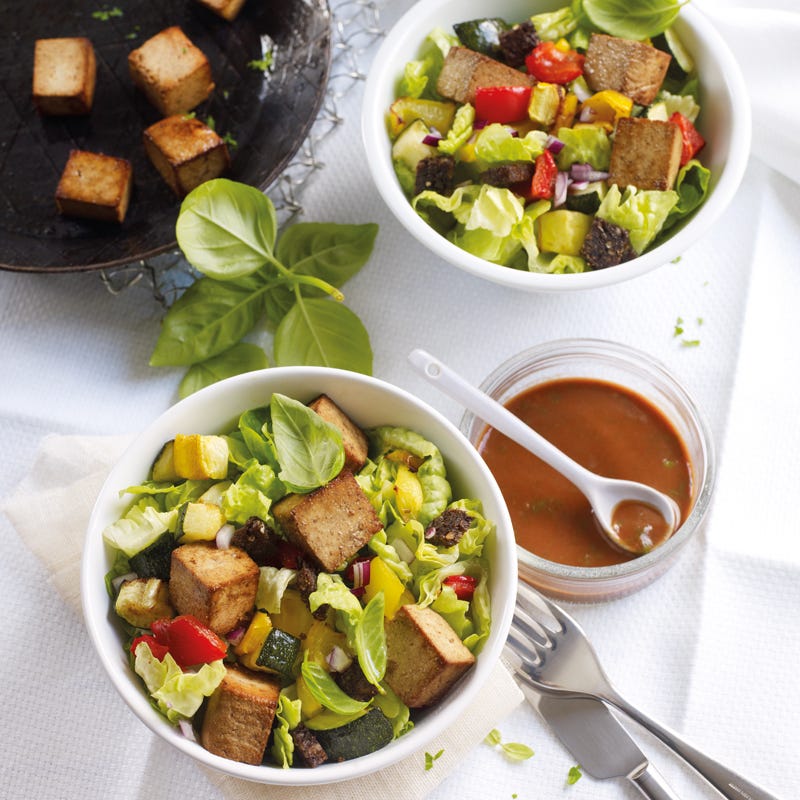 Foto Brotsalat mit mariniertem Tofu von WW