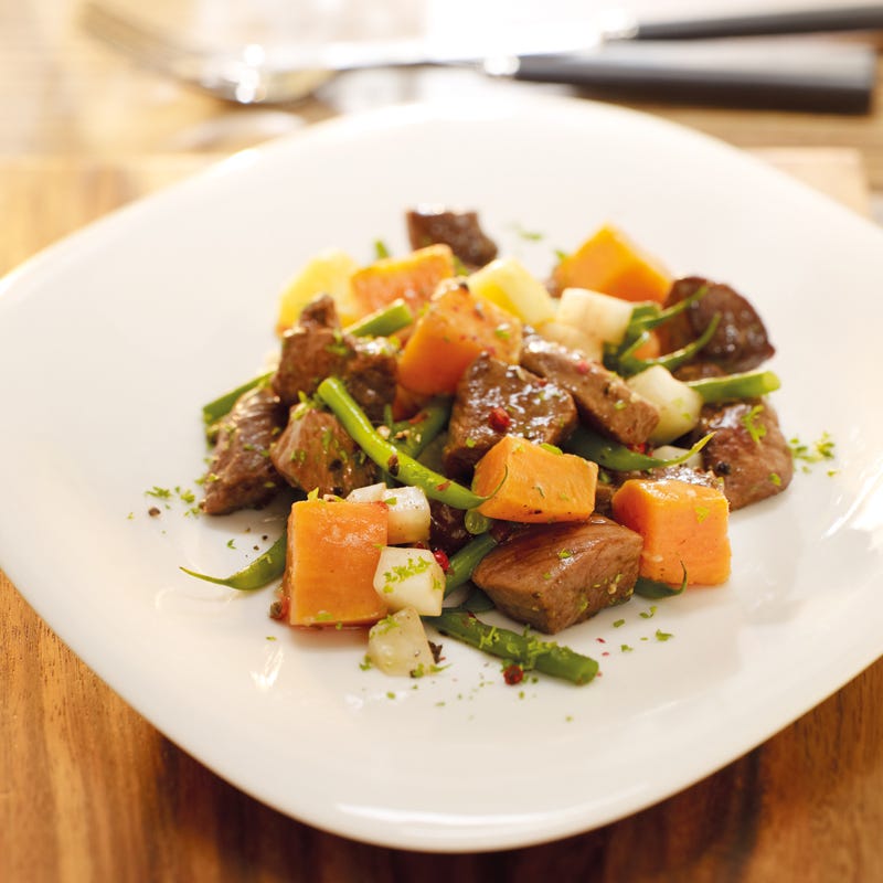 Foto Herzhafte Rindersteakpfanne mit Süßkartoffeln von WW