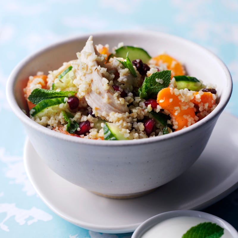 Foto Geflügelsalat mit Bulgur und Granatapfel von WW