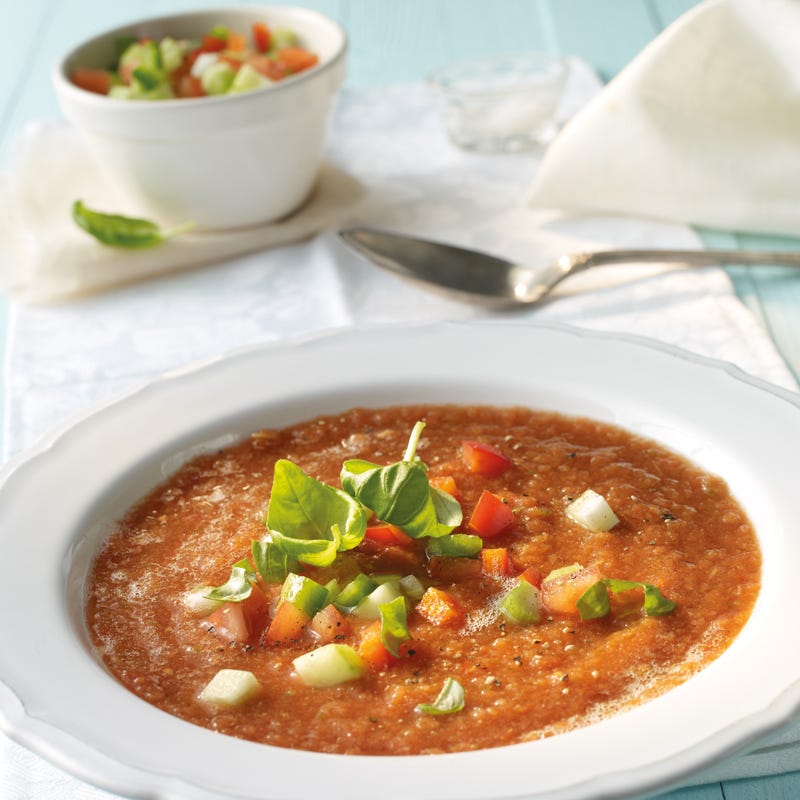 Foto Gazpacho mit Gemüsewürfeln von WW