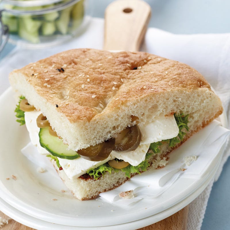 Gefülltes Fladenbrot mit Schafskäse