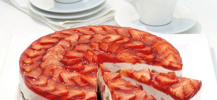 Erdbeer-Knusper-Torte