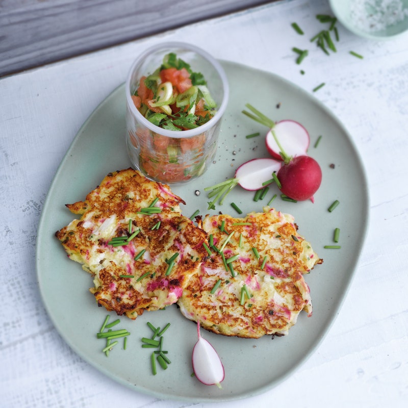 Radieschen-Quark-Puffer mit Tomatensalsa