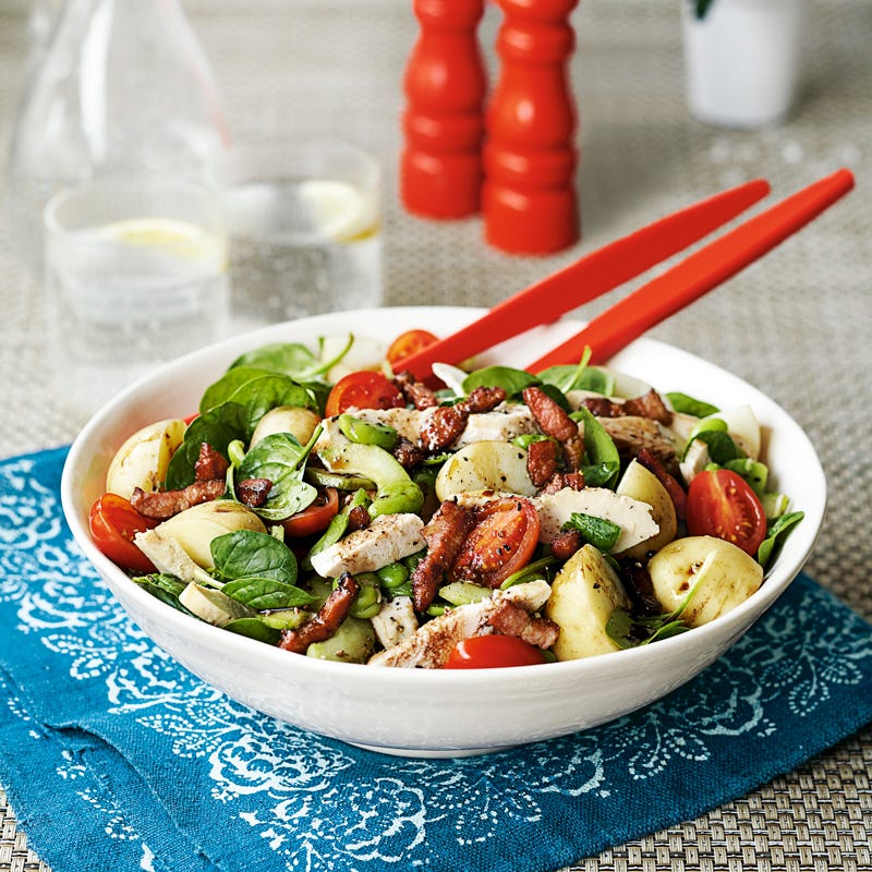 Foto Warmer Salat mit Hähnchen und Schinken von WW