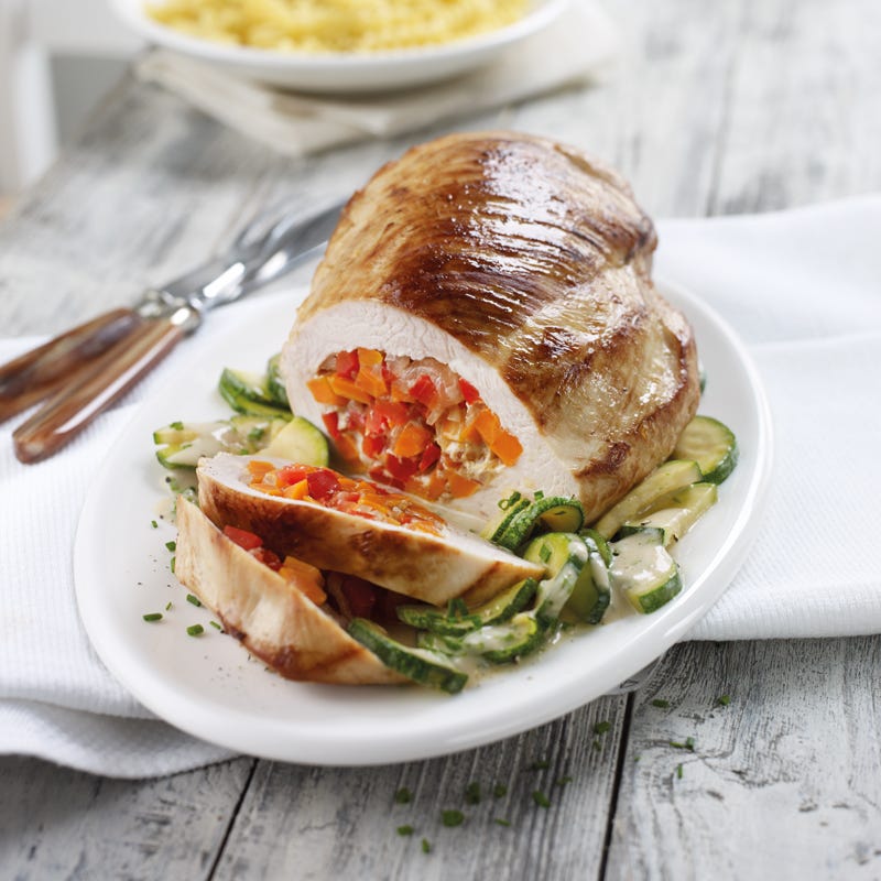 Putenbraten mit Karotten-Paprika-Füllung