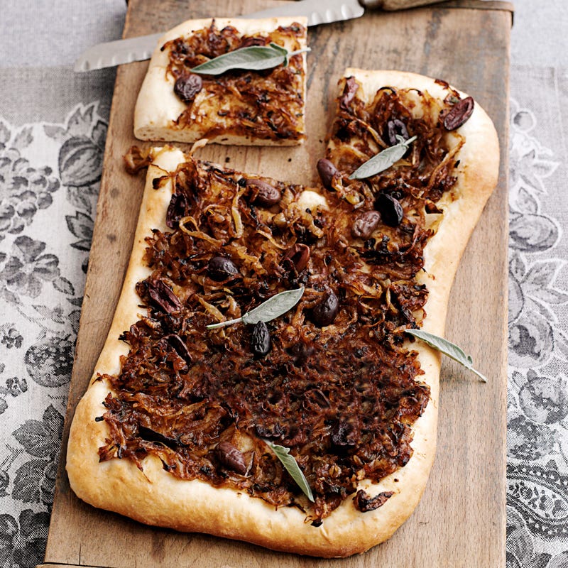 Foto Pizza mit karamellisierten Zwiebeln, Salbei und Sardellen von WW