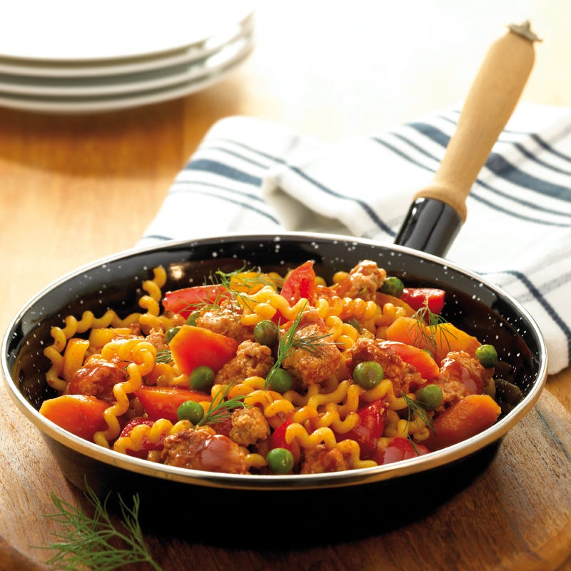 Foto Gemüsepfanne mit Nudeln und Tatar von WW