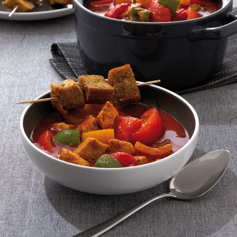 Paprikatopf mit Croutons