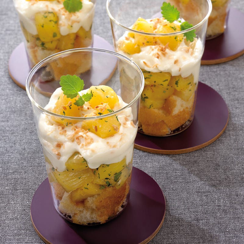 Pina Colada-Trifle
