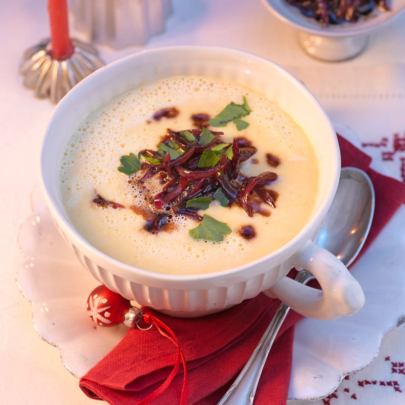 Foto Parmesansüppchen mit Balsamicozwiebeln von WW