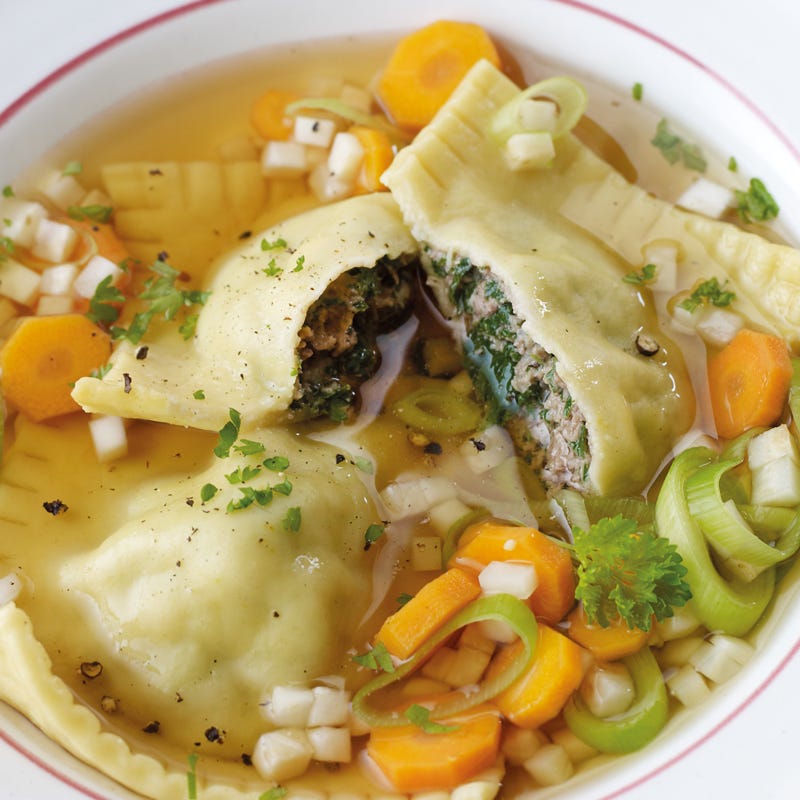 Maultaschensuppe mit Gemüse